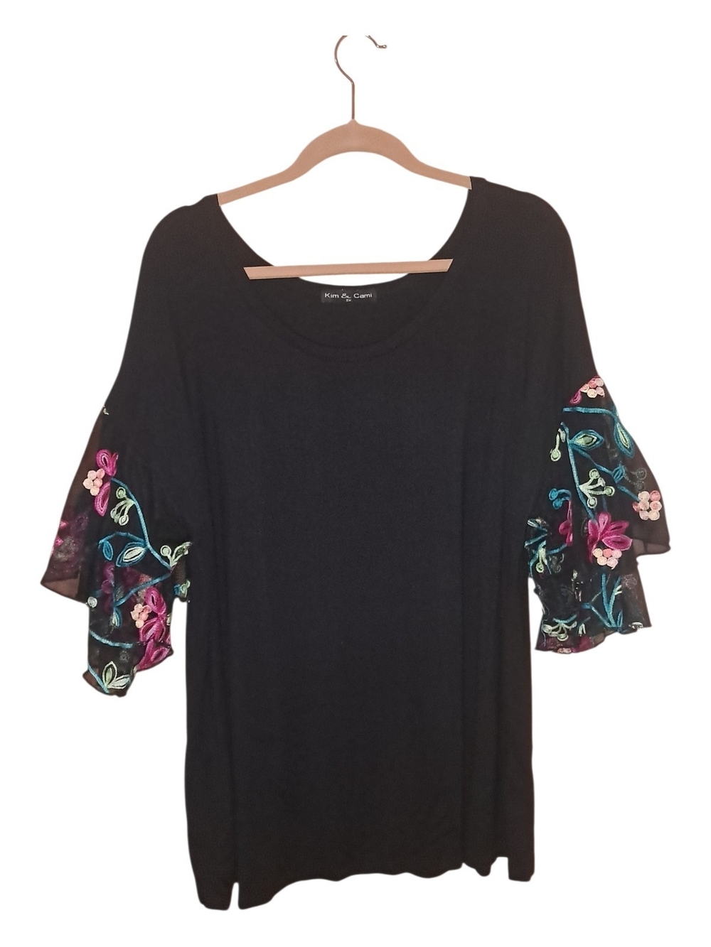 2X Kim & Cami Black Top with Multicolor Floral Embroidered Ruffle Sleeves